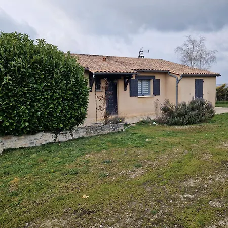 D'hotes ベッド・アンド・ブレックファスト Saint-Martial-de-Valette