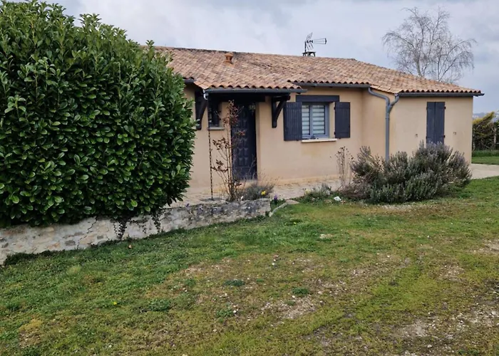 D'hotes فندق مبيت وإفطار Saint-Martial-de-Valette