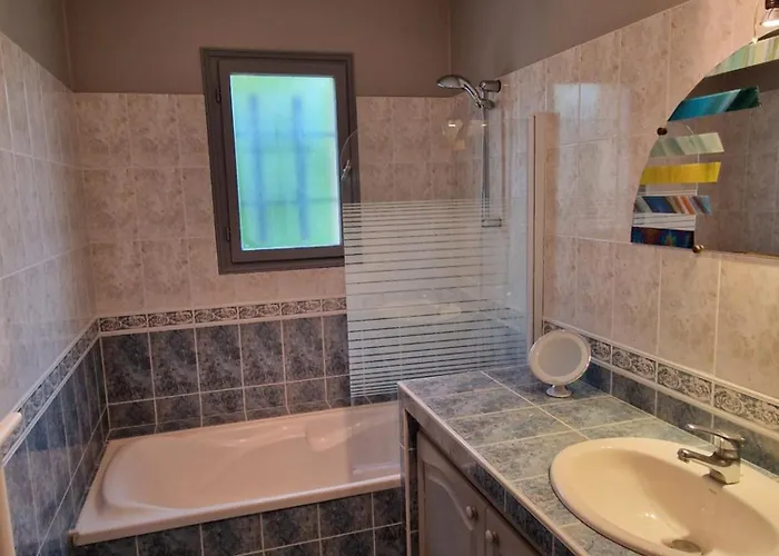 فندق مبيت وإفطار D'hotes *