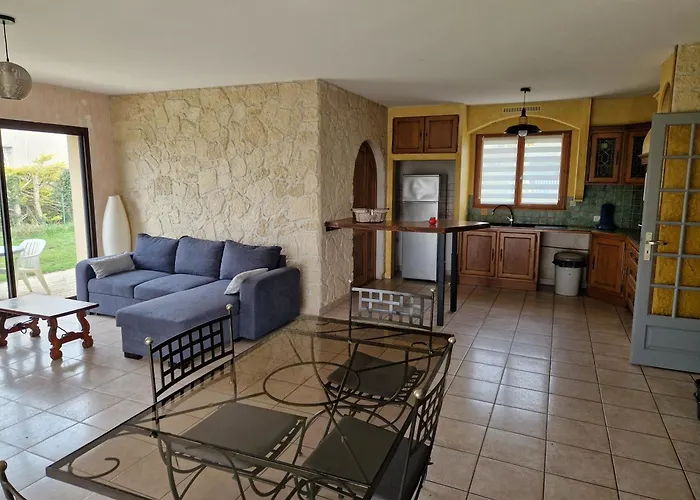 D'hotes فندق مبيت وإفطار *